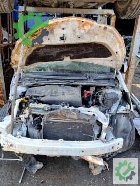 Toyota Yaris Oto Teybi çıkma parça