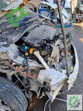 Toyota Yaris Oto Teybi çıkma parça