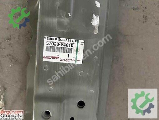 Toyota C-HR Şase Kolu 57028-F4010 çıkma parça