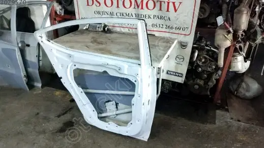 Hyundai Elantra Sol Arka Kapı 2017-2019 çıkma parça