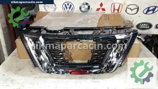 Nissan X-Trail Ön Panjur çıkma parça
