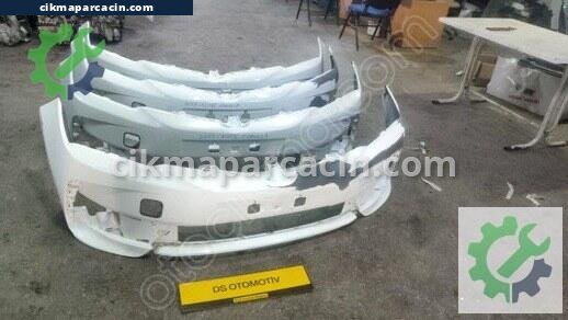 Toyota Corolla Ön Tampon çıkma parça