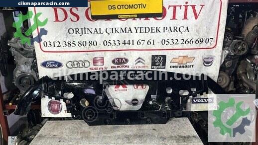 Land Rover Range Rover Radyatör çıkma parça