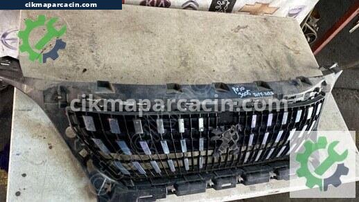 Peugeot 3008 Ön Panjur çıkma parça