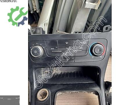 Ford Focus Sis Farı Çerçevesi çıkma parça