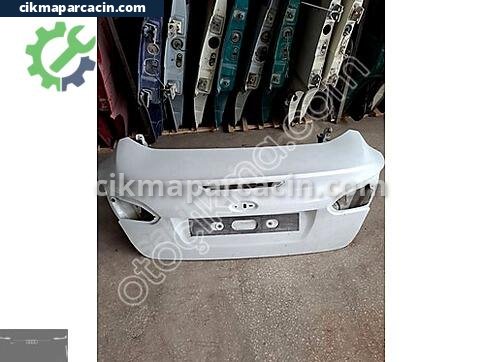 Ford Focus Bagaj Kapağı çıkma parça