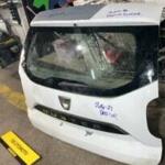 2018-2022 DACİA DUSTER BAGAJ KAPAGI
