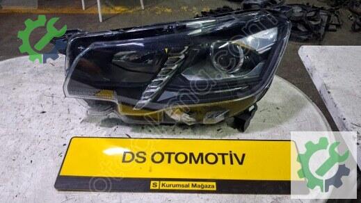 Peugeot Rifter Sol Ön Far çıkma parça
