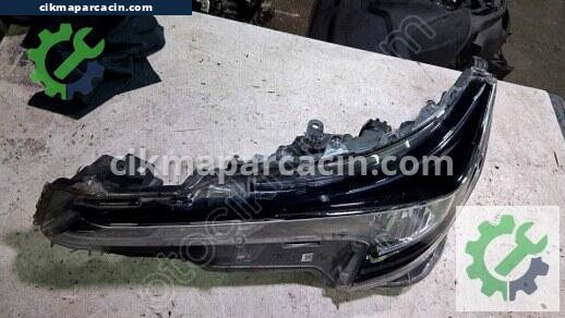 Toyota Corolla Sol Ön Far çıkma parça