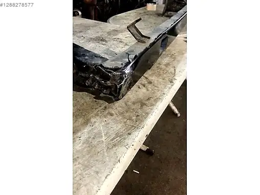 Peugeot Partner Ön Tampon Demiri çıkma parça