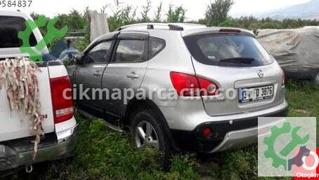 Nissan Qashqai MP3 Çalar çıkma parça