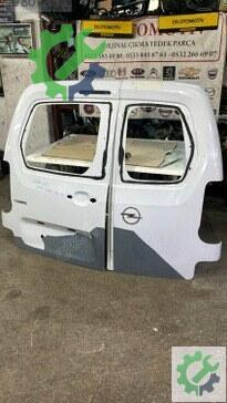 Opel Combo Bagaj Kapağı çıkma parça