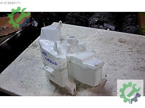 Toyota Corolla Silecek Suyu Deposu çıkma parça