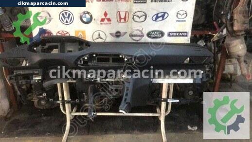 Peugeot 3008 Torpido çıkma parça