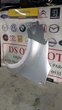 Toyota Yaris Sol Ön Çamurluk 2019-2024 çıkma parça