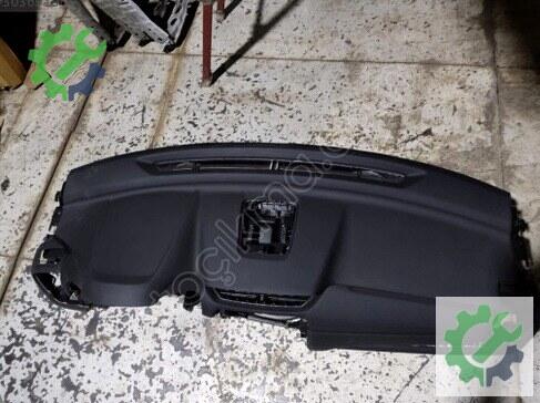 Honda CR-V Torpido çıkma parça