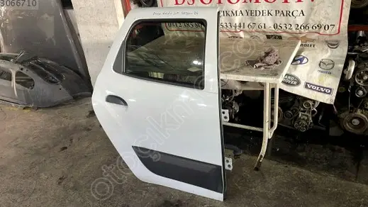 Dacia Duster Sağ Arka Kapı 2020-2023 çıkma parça