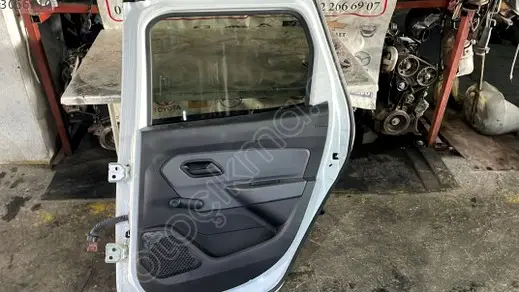 Dacia Duster Sağ Arka Kapı 2020-2023 çıkma parça