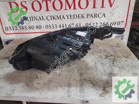 Peugeot 3008 Sağ Ön Far çıkma parça