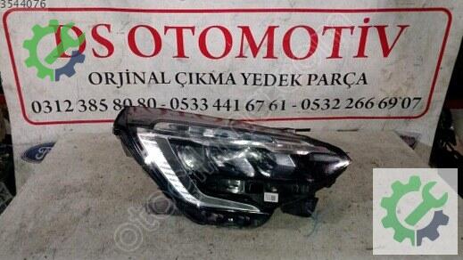 Renault Clio Sağ Ön Far çıkma parça