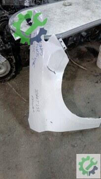 Seat Leon Sağ Ön Çamurluk çıkma parça