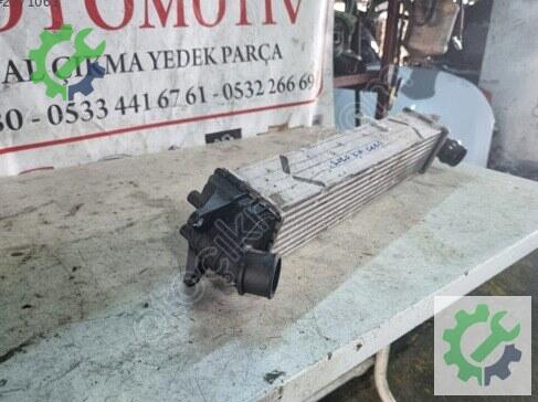 Kia Ceed Intercooler Radyatörü çıkma parça