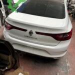 2020  Megane bagaj kapağı sedefli beyaz orijinal sökme