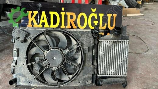 Renault Clio Radyatör çıkma parça