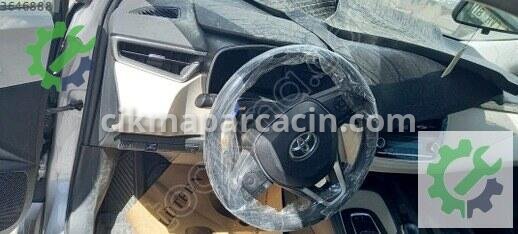 Toyota Corolla Benzin Otomatiği çıkma parça