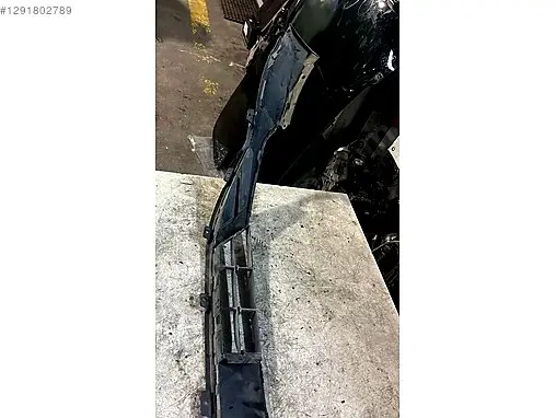 Ford Puma Ön Panjur çıkma parça