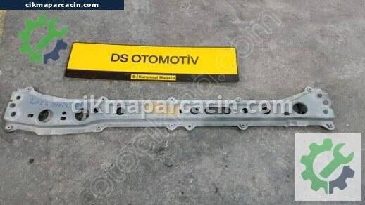 Toyota Yaris Radyatör çıkma parça