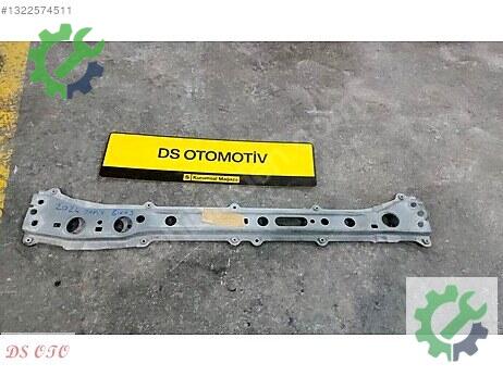 Toyota Yaris Taşıyıcı çıkma parça