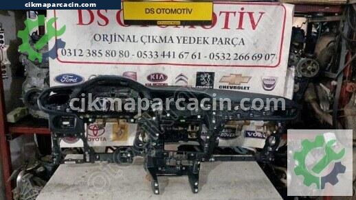 Opel Corsa Torpido çıkma parça