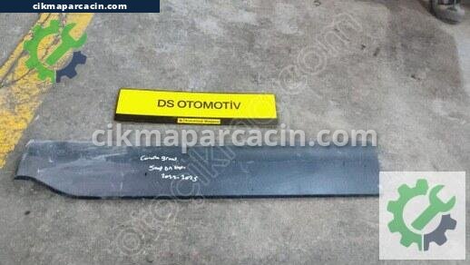 Toyota Corolla Sağ Ön Kapı çıkma parça