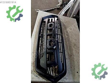 Ford Thunderbird Ön Panjur çıkma parça