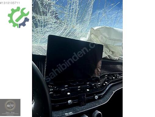 Skoda Superb Bagaj Cami çıkma parça