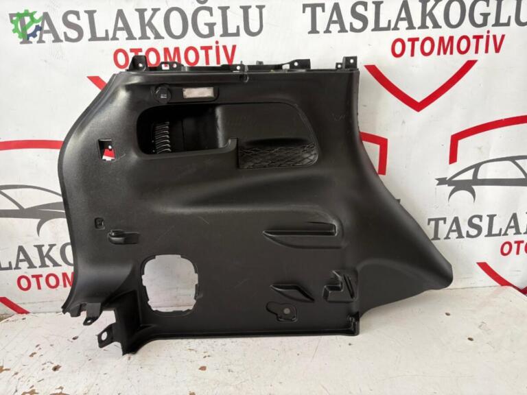 Fiat 500L Bakalit çıkma parça
