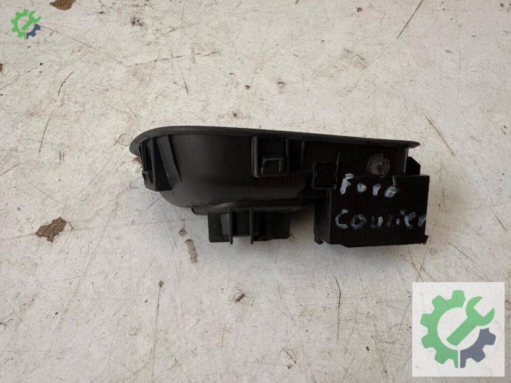 Ford Tourneo Courier Sağ Ön Kapı Kolu çıkma parça