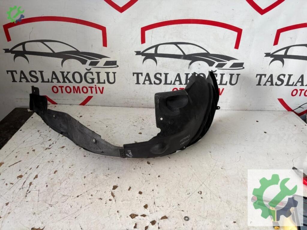 Opel Astra Ön Davlumbaz çıkma parça