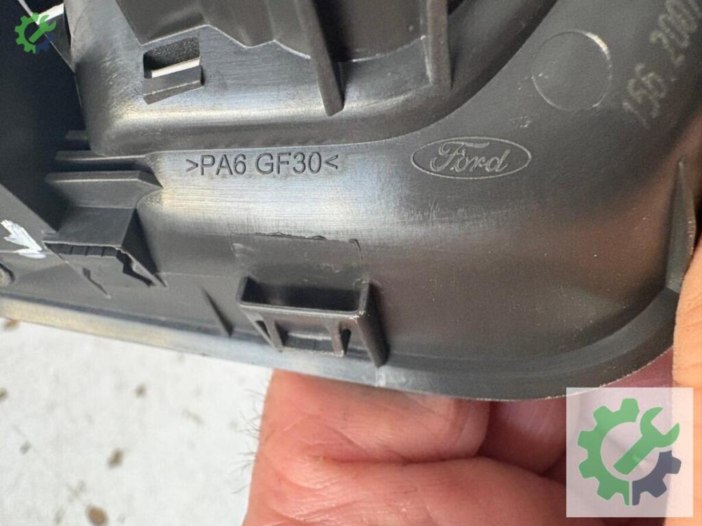 Ford Tourneo Courier Sağ Ön Kapı Kolu çıkma parça