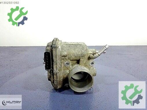 Toyota Corolla Gaz Kelebeği 22030-0D021 çıkma parça