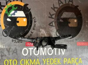 255674797R Clio 5 Far Sinyal Silecek Kolu Orjinal Çıkma