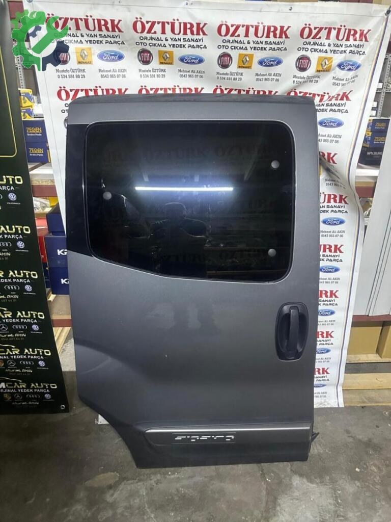 Fiat Fiorino Sağ Sürgülü Kapı çıkma parça