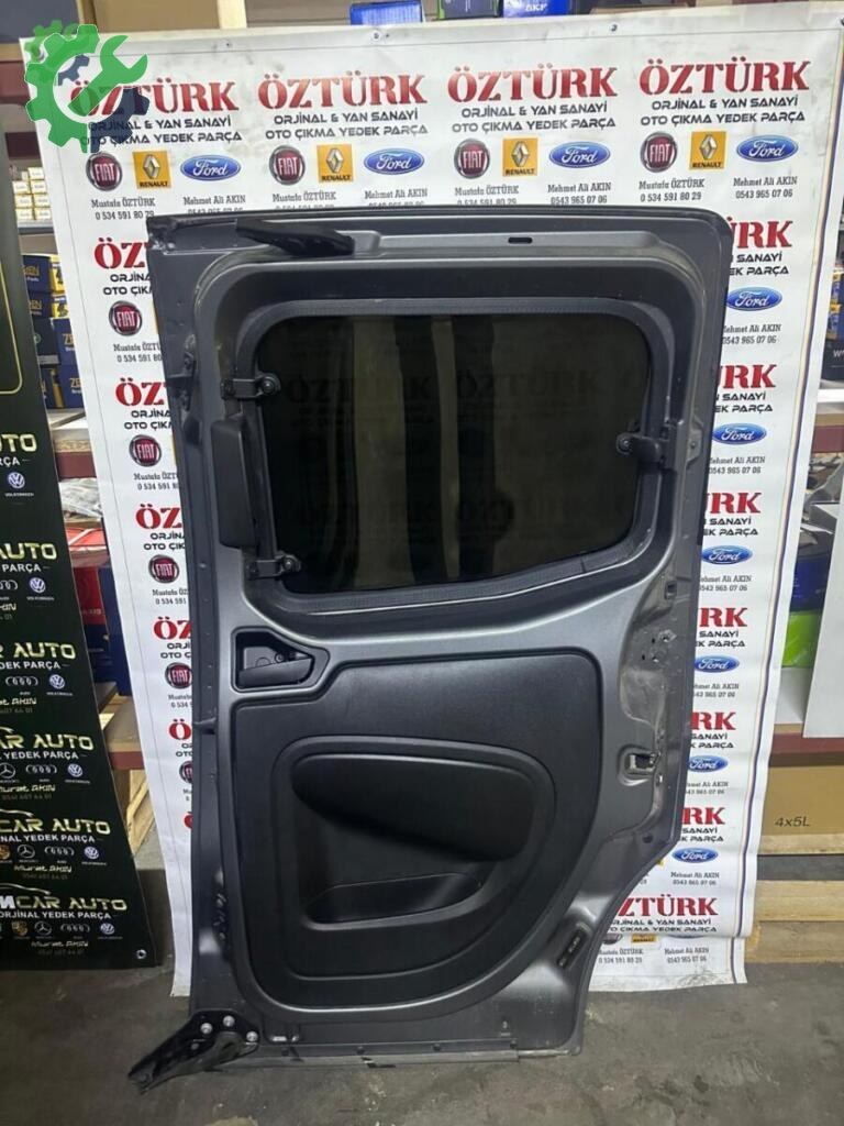 Fiat Fiorino Sağ Sürgülü Kapı çıkma parça