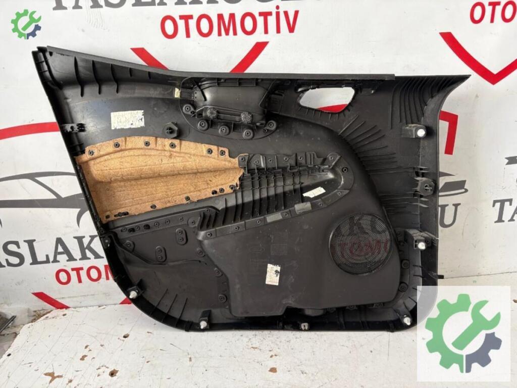 Ford Tourneo Courier Kapı Döşemesi çıkma parça
