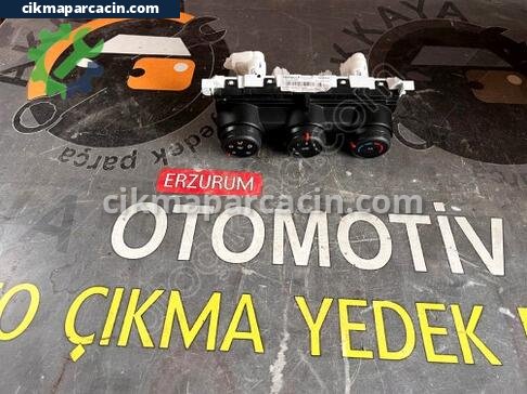 Renault Captur Klima Kontrol Paneli çıkma parça