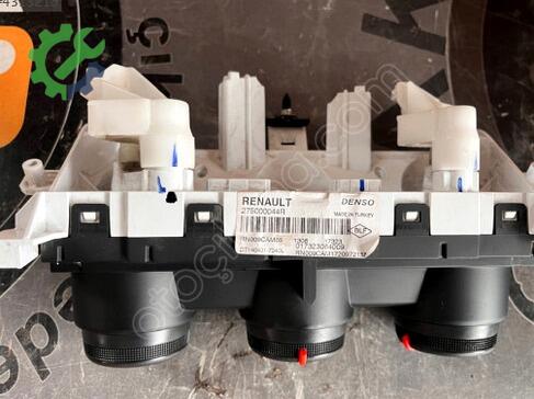 Renault Captur Klima Kontrol Paneli 275000044R çıkma parça
