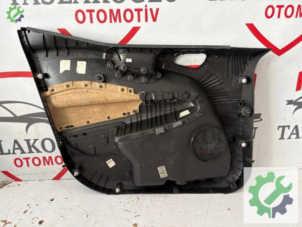 Ford Tourneo Courier Kapı Döşemesi çıkma parça