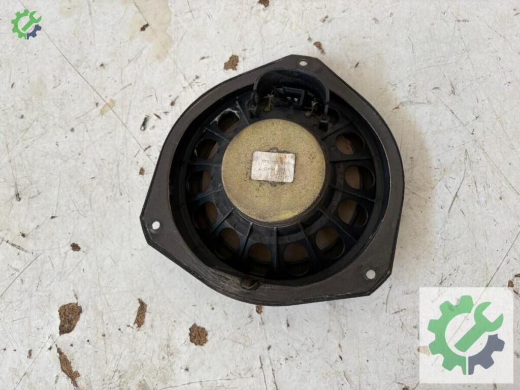 Opel Corsa Hoparlör çıkma parça