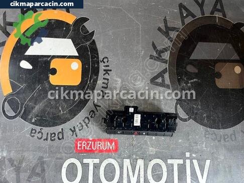 Renault Clio Flaşör Düğmesi çıkma parça